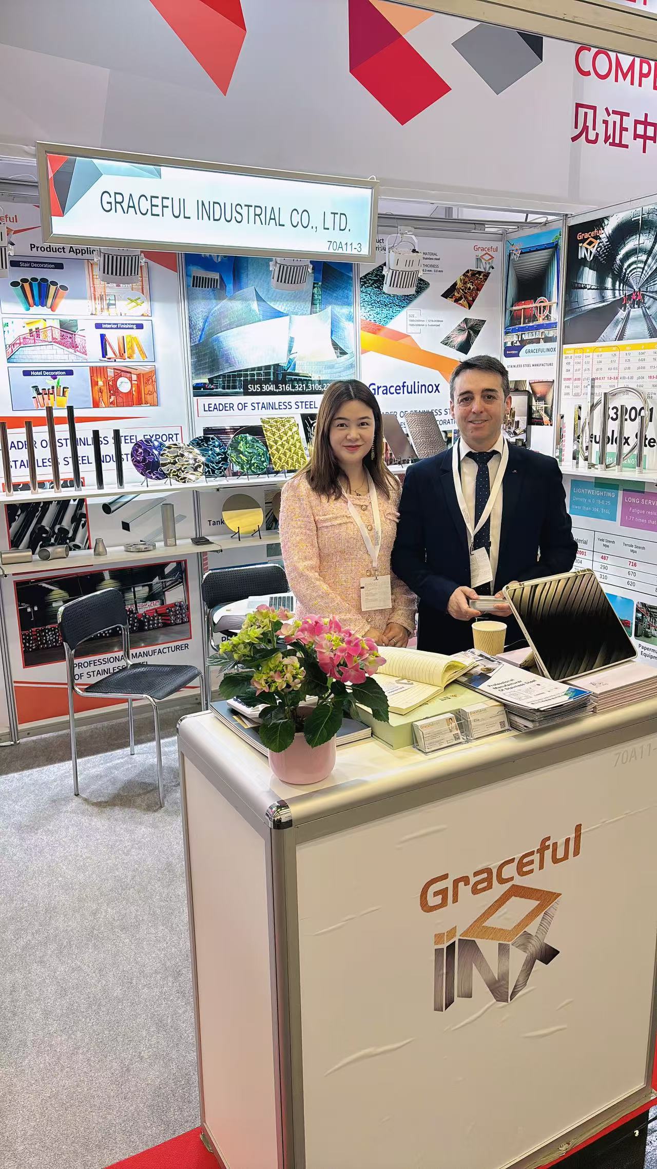 Architectural Forum - Stainless steel architectural solutions